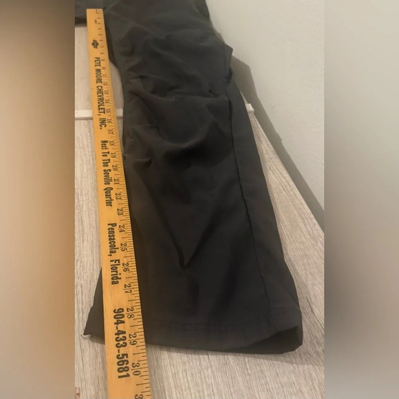 Prana Halle Straight Pants Charcoal Outdoor Gorpcore UPF Hiking Size 16 - Picture 8 of 12